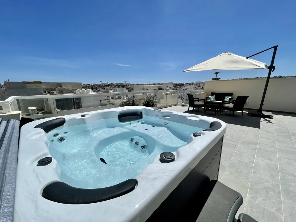 2 bed Penthouse For Rent in Swieqi, Swieqi - thumb 3