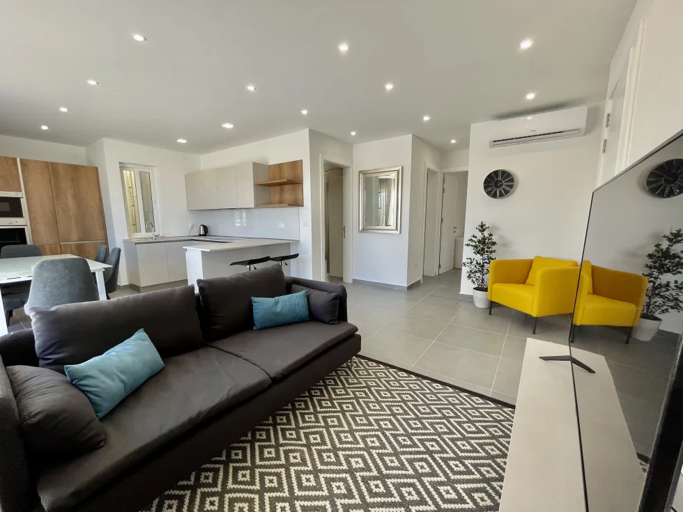 2 bed Penthouse For Rent in Swieqi, Swieqi - thumb 5