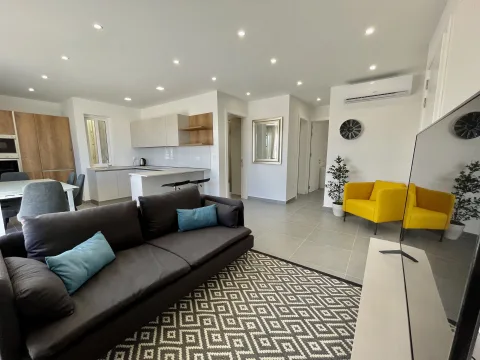 2 bed Penthouse For Rent in Swieqi, Swieqi - thumb 5