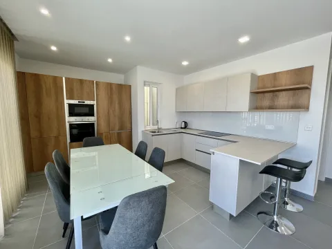 2 bed Penthouse For Rent in Swieqi, Swieqi - thumb 8