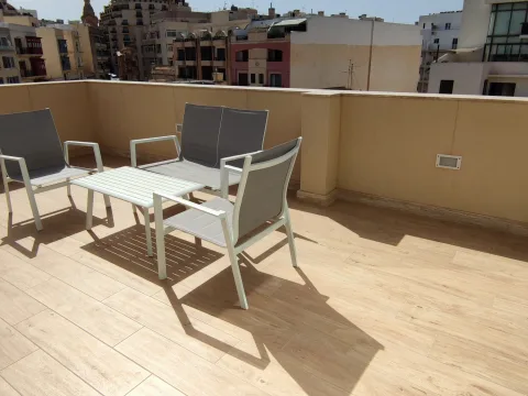 4 bed Penthouse For Rent in Sliema, Sliema - thumb 21