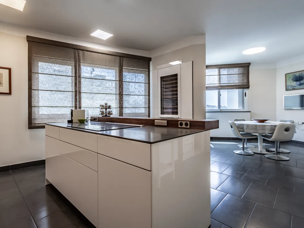 3 bed Apartment For Rent in Ta' Xbiex, Ta' Xbiex - thumb 12