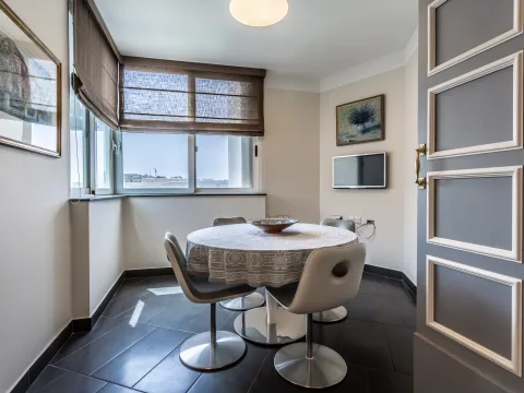 3 bed Apartment For Rent in Ta' Xbiex, Ta' Xbiex - thumb 13