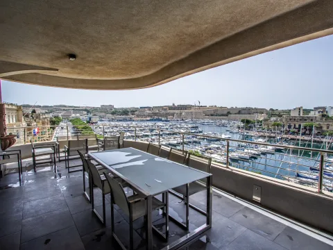 3 bed Apartment For Rent in Ta' Xbiex, Ta' Xbiex - thumb 9