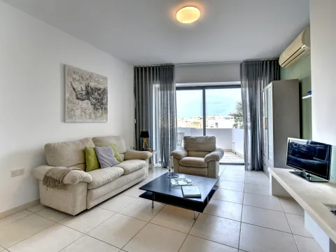 3 bed Penthouse For Rent in Sliema, Sliema - thumb 10