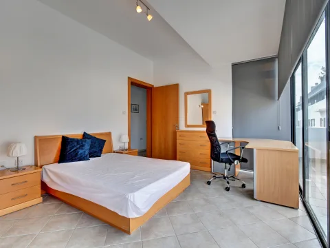 3 bed Penthouse For Rent in Sliema, Sliema - thumb 18