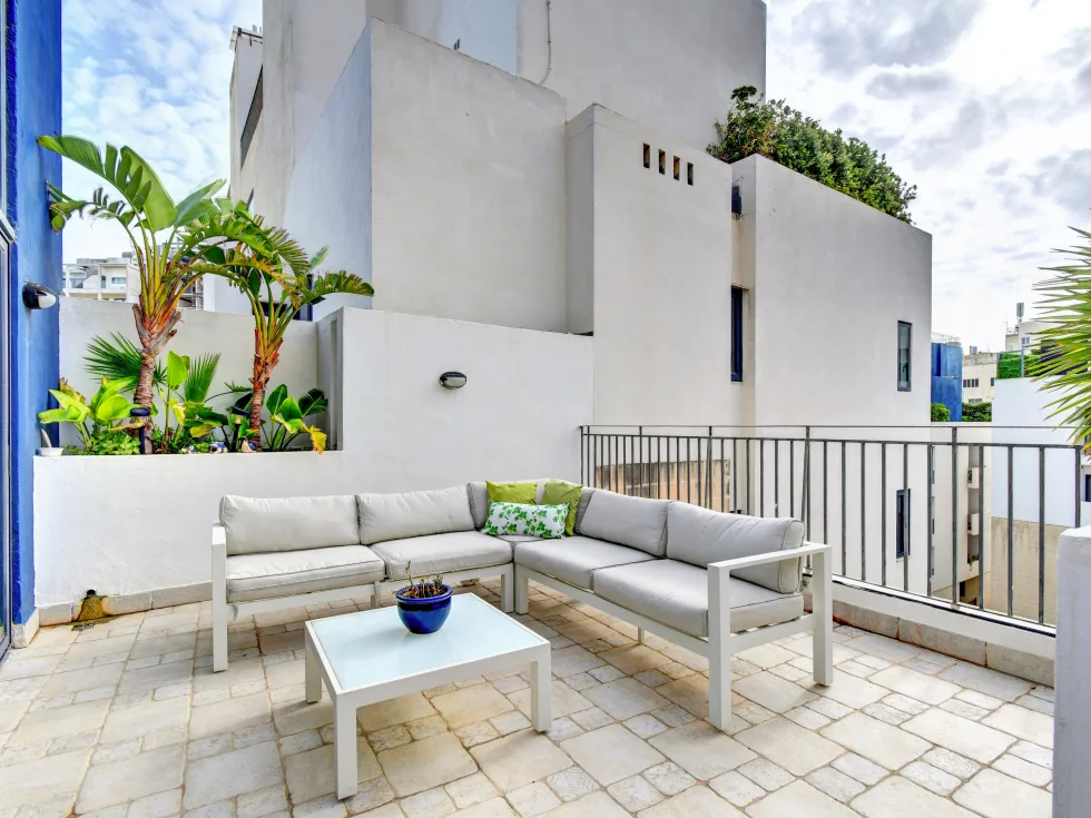 3 bed Penthouse For Rent in Sliema, Sliema - thumb 4