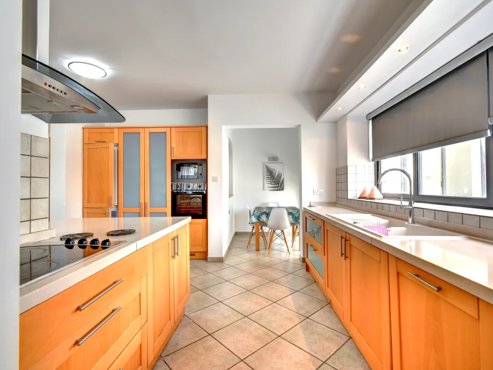 3 bed Penthouse For Rent in Sliema, Sliema - thumb 9