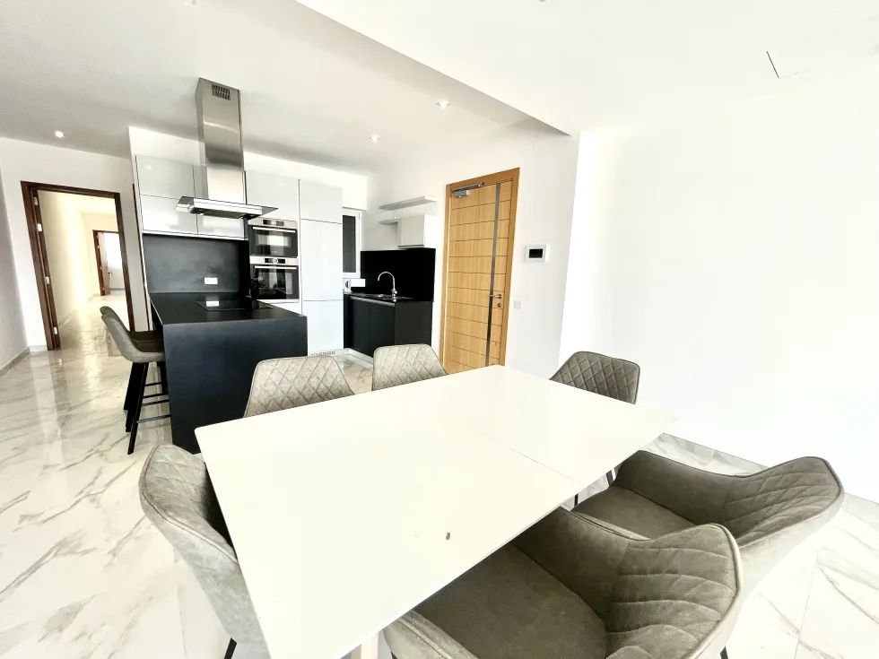 2 bed Apartment For Rent in Sliema, Sliema - thumb 10