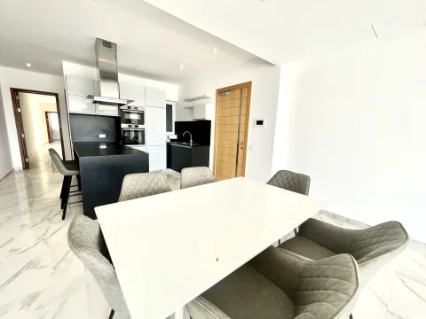 2 bed Apartment For Rent in Sliema, Sliema - thumb 10