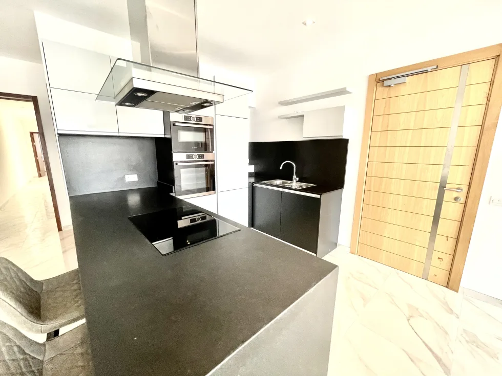 2 bed Apartment For Rent in Sliema, Sliema - thumb 11