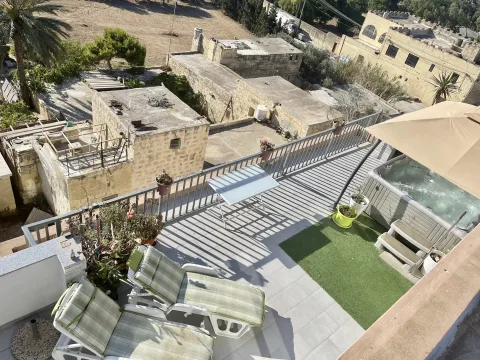 4 bed Penthouse For Rent in Marsaxlokk, Marsaxlokk - thumb 14