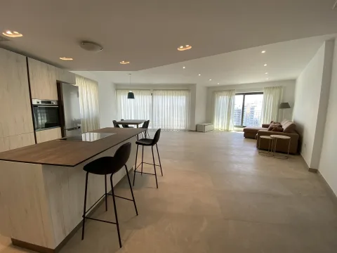 2 bed Apartment For Rent in St Julian's, St Julian's - thumb 2