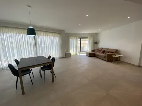 2 bed Apartment For Rent in St Julian's, St Julian's - thumb 3