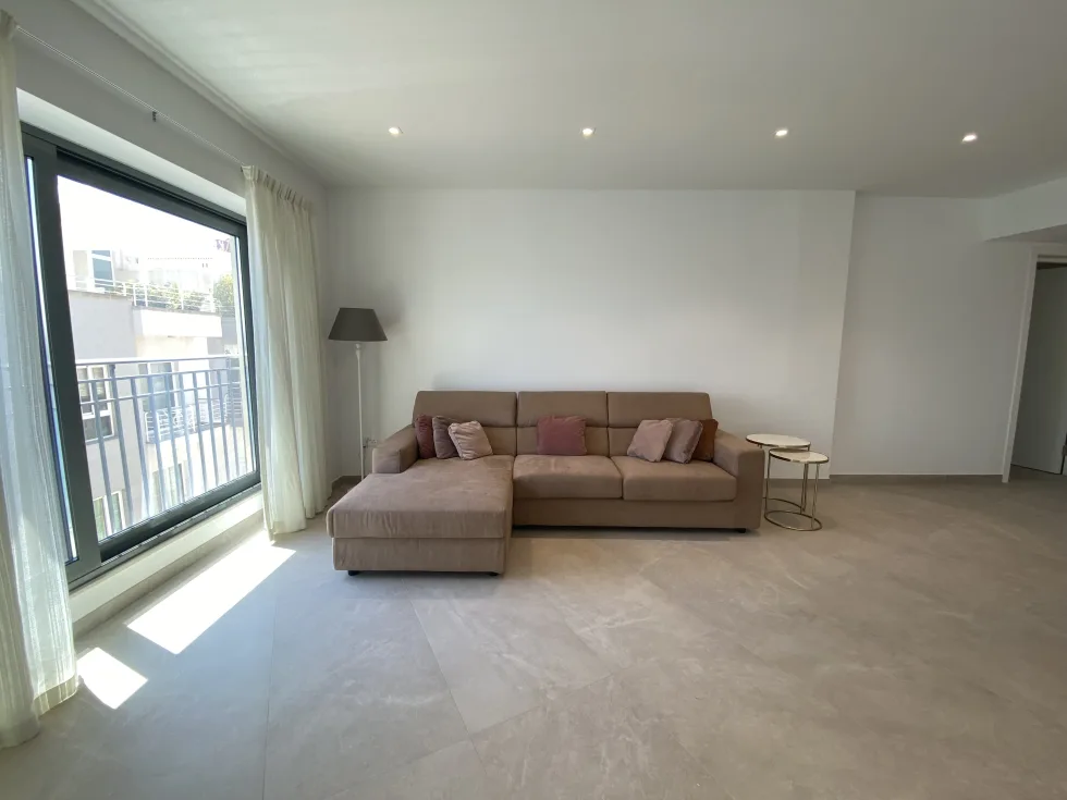 2 bed Apartment For Rent in St Julian's, St Julian's - thumb 8
