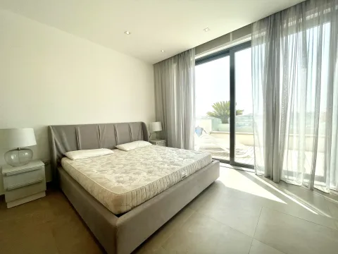1 bed Penthouse For Rent in Sliema, Sliema - thumb 11