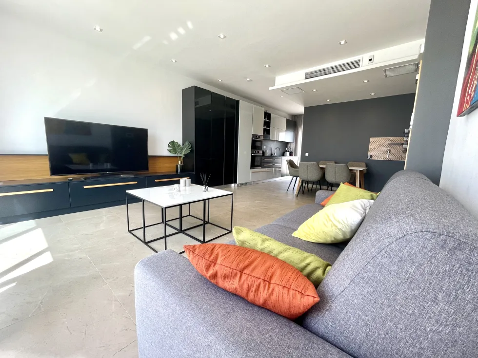 1 bed Penthouse For Rent in Sliema, Sliema - thumb 4