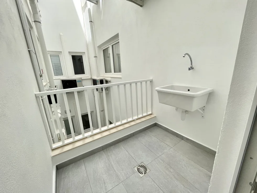 2 bed Apartment For Rent in Sliema, Sliema - thumb 7