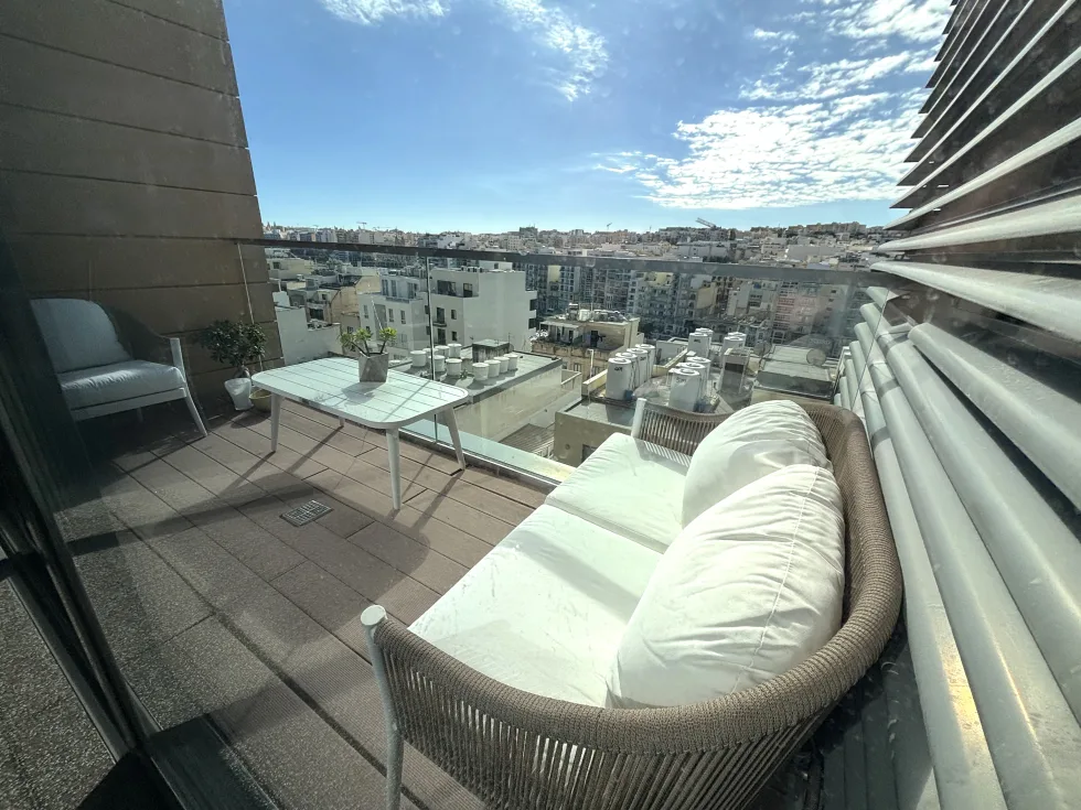 2 bed Apartment For Rent in St Julian's, St Julian's - thumb 2