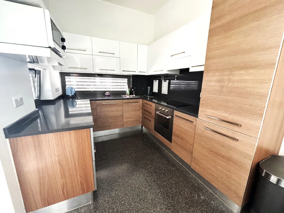 2 bed Apartment For Rent in St Julian's, St Julian's - thumb 5