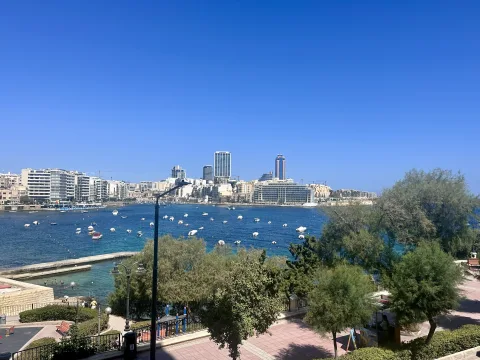 3 bed Apartment For Rent in Sliema, Sliema - thumb 1