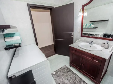 2 bed Apartment For Rent in Sliema, Sliema - thumb 10