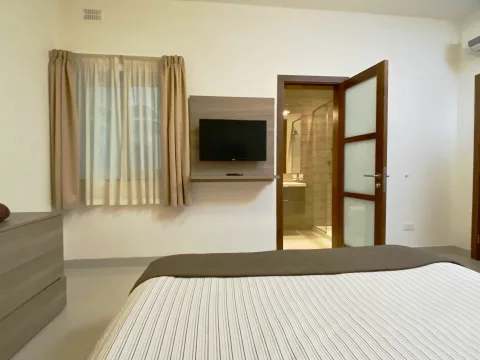 3 bed Apartment For Rent in Sliema, Sliema - thumb 11