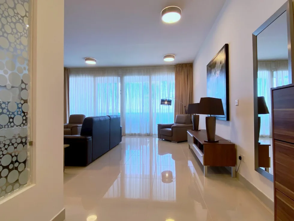 3 bed Apartment For Rent in Sliema, Sliema - thumb 4