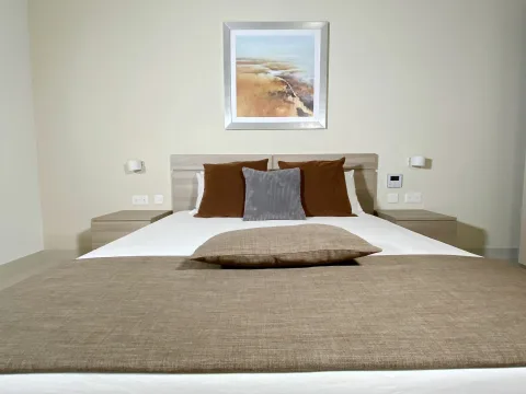 3 bed Apartment For Rent in Sliema, Sliema - thumb 6