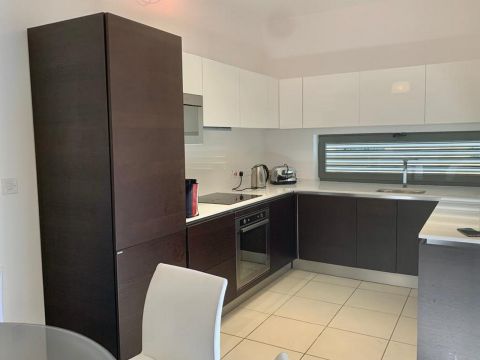 2 bed Apartment For Rent in St Julian's, St Julian's - thumb 4