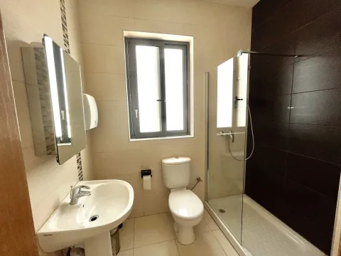 3 bed Penthouse For Rent in Sliema, Sliema - thumb 10