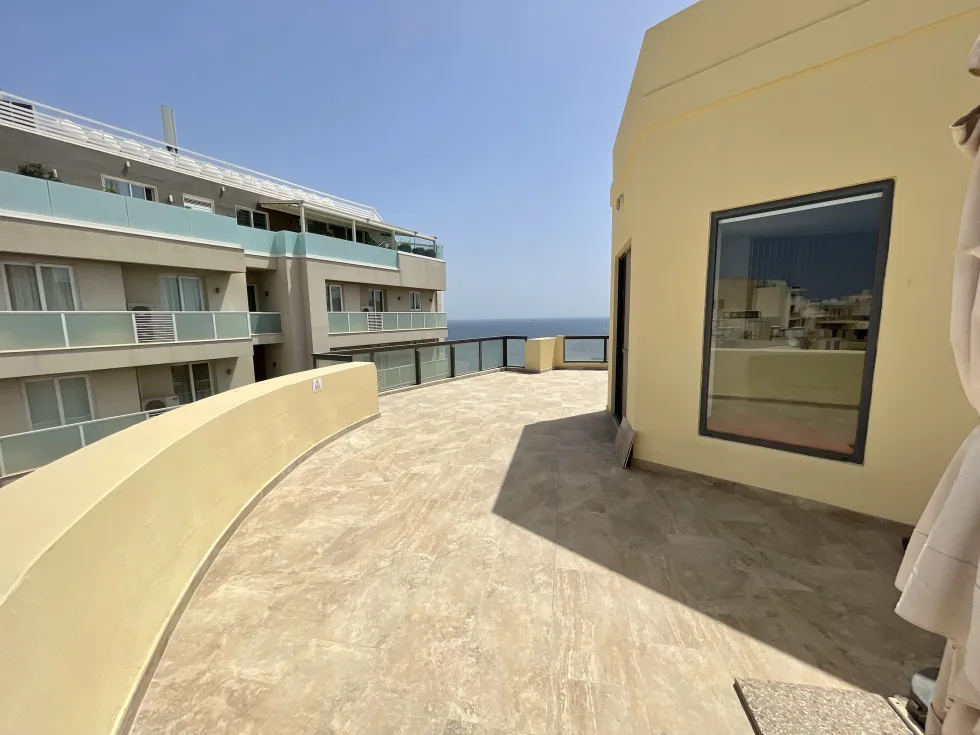 3 bed Penthouse For Rent in Sliema, Sliema - thumb 8