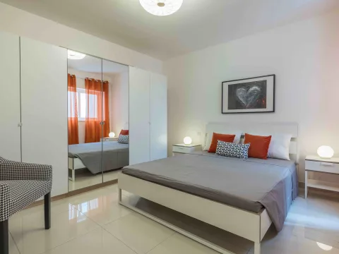 3 bed Apartment For Rent in Gzira, Gzira - thumb 3