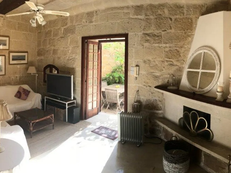 4 bed House of Character For Rent in Naxxar, Naxxar - thumb 3