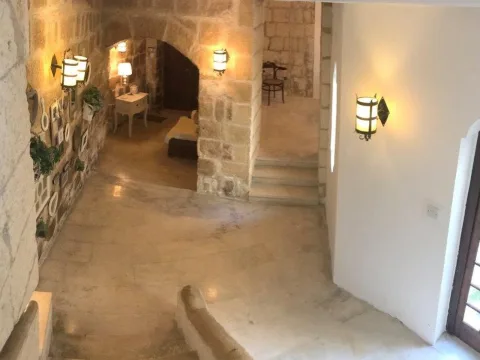 4 bed House of Character For Rent in Naxxar, Naxxar - thumb 6