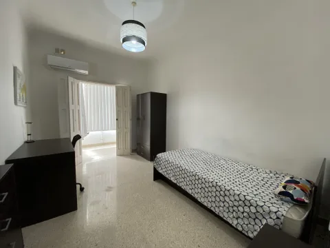 3 bed Apartment For Rent in Sliema, Sliema - thumb 17