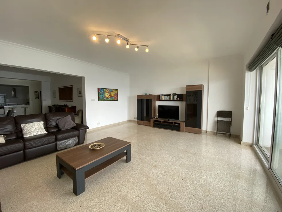 3 bed Apartment For Rent in Sliema, Sliema - thumb 4