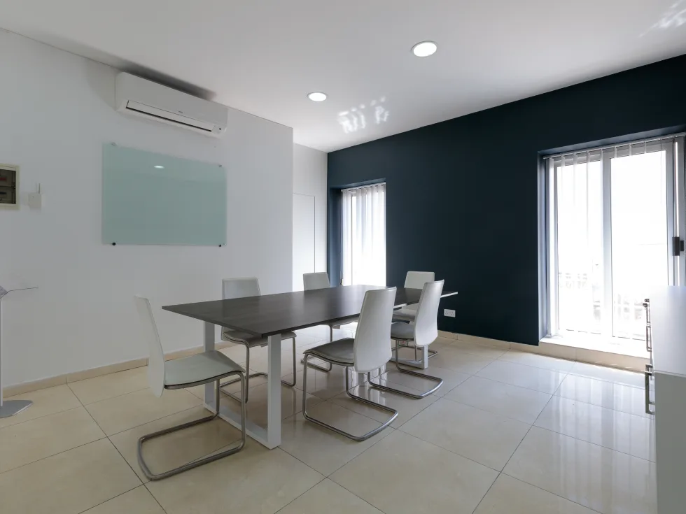 0 bed Office For Rent in Sliema, Sliema - thumb 4