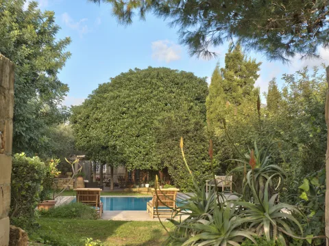 6 bed Villa For Sale in Gharghur, Gharghur - thumb 1