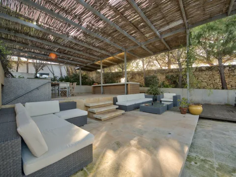 6 bed Villa For Sale in Gharghur, Gharghur - thumb 7