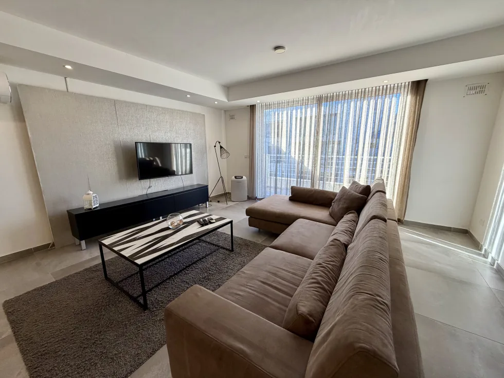 3 bed Apartment For Rent in Swieqi, Swieqi - thumb 2