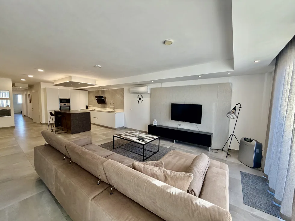 3 bed Apartment For Rent in Swieqi, Swieqi - thumb 3
