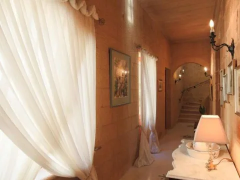 4 bed House of Character For Rent in Birkirkara, Birkirkara - thumb 11