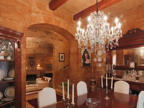 4 bed House of Character For Rent in Birkirkara, Birkirkara - thumb 5