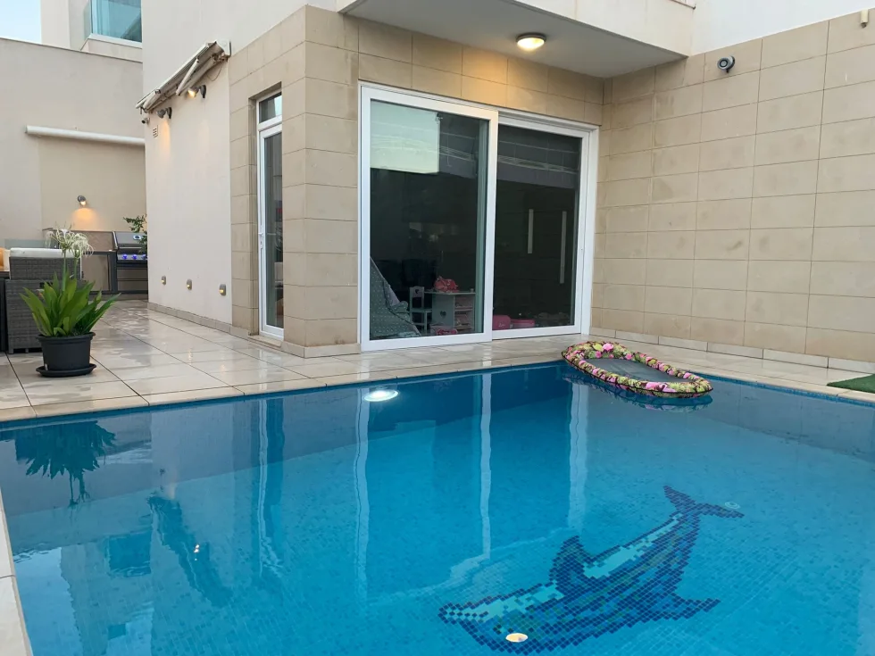 4 bed Villa For Rent in Ibragg, Ibragg - thumb 1