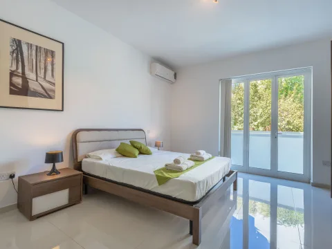 3 bed Apartment For Rent in Swieqi, Swieqi - thumb 10