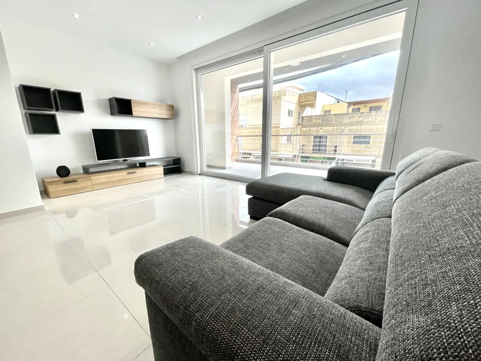 3 bed Apartment For Rent in Attard, Attard - thumb 2