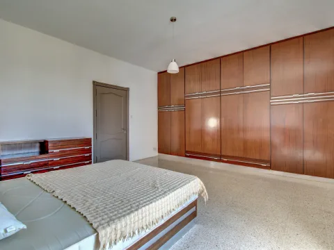 4 bed Villa For Rent in Ta' Xbiex, Ta' Xbiex - thumb 18