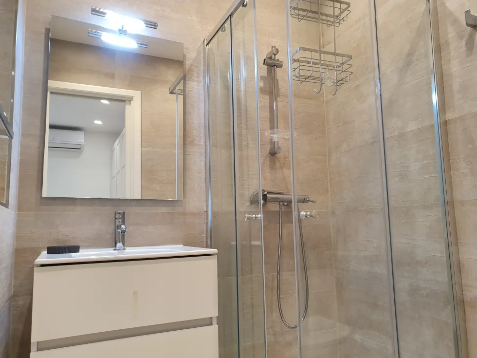 4 bed Apartment For Rent in Sliema, Sliema - thumb 17