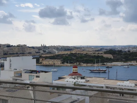 4 bed Apartment For Rent in Sliema, Sliema - thumb 19